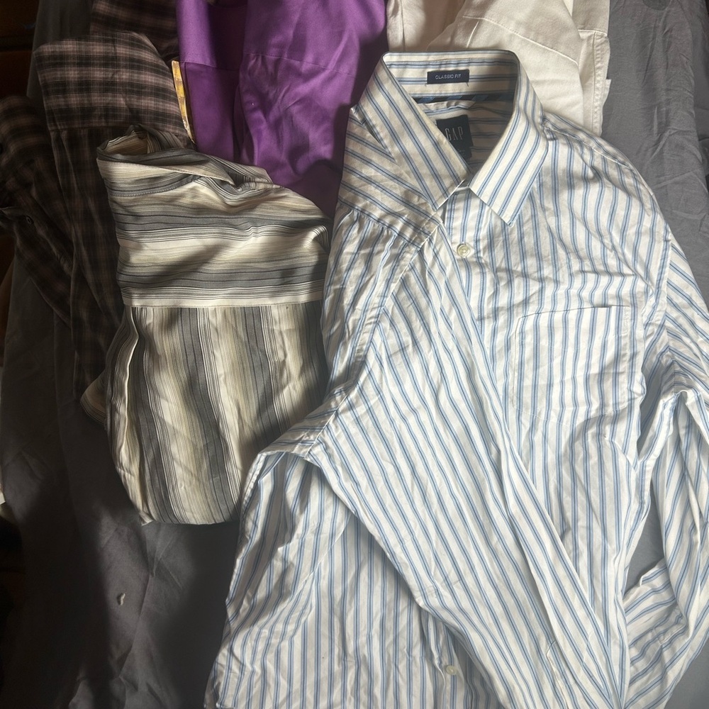 Men’s dress shirt lot/5 shirts GAP Men's Light Blue and White Striped Shirt
